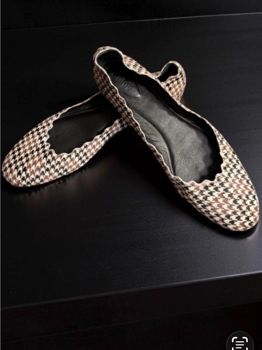 CHLOE Scalloped Houndstooth Ballet Flats - Brown, black and cream. DESIGNER!!